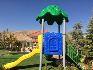 مجموعه سرسره پارکی پلی اتیلن سنگین قیمت در شیراز 66/700/000  تومان
