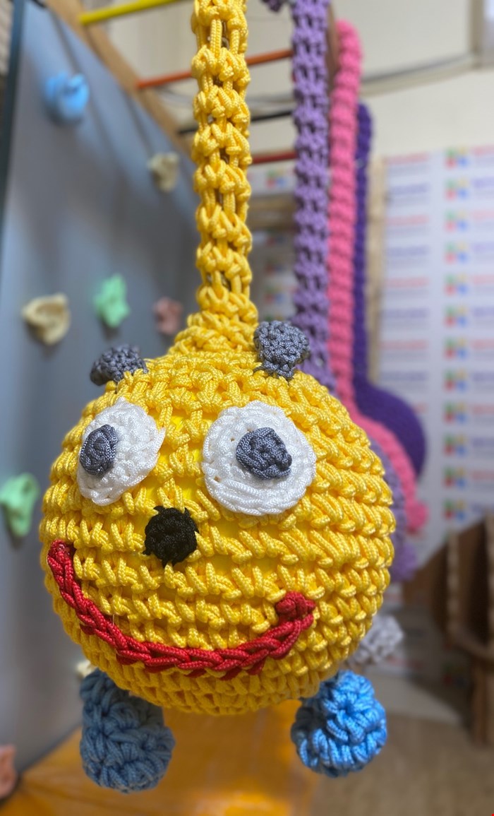 تاب توپی تارتن بزرگ به قطر 40cm یا کروچت قیمت در شیراز 8/150/000 تومان